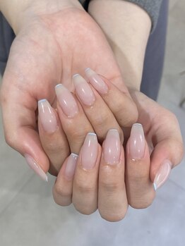 ローラン(LORAN)/細フレンチネイル♪