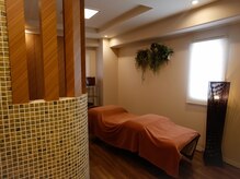 ザ サロン(The SALON)