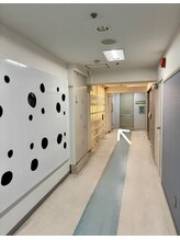 オアシスサカエ(OASIS SAKAE)/２【エレベーター降りたら右へ】