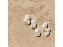 シルニー リム(Silny rim)/アシンメトリーニュアンスネイル