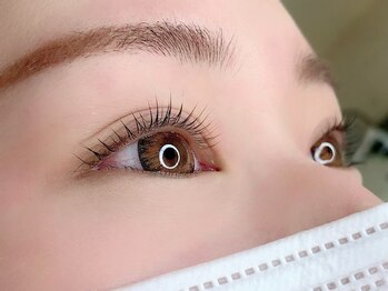 パーミル アイ アンド ネイル クマモト(permille ‰ eye&nail Kumamoto)の写真/丁寧な施術と高技術でリピーター様多数◎ネイル¥3980～/ラッシュリフト¥3980/マツエク¥3980～★