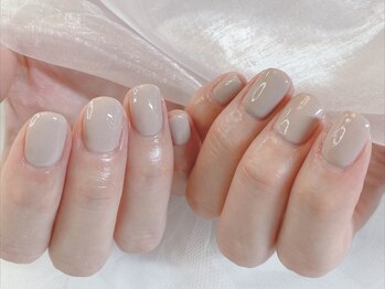 ココモ(cocomo)/かっこいいベージュネイル