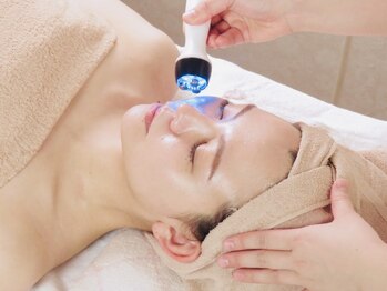 ソウ 新宿(SOU)の写真/リフトアップ&小顔が速攻で叶う大人気施術☆最新機器,筋膜リフト×ハイパーナイフの組合わせ効果が大好評◎