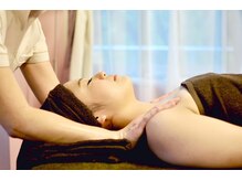 リボーン 表参道(Reborn)/オイルでしっかり首肩をほぐす