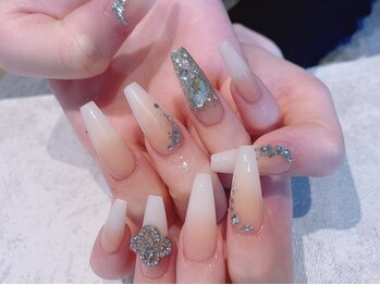 ネイルサロン ステラ(Nail Salon STELLA)の写真/美フォルムにこだわるサロン★最旬ネイルで周りと差をつけて♪やりたいデザインはお気軽にご相談下さい！