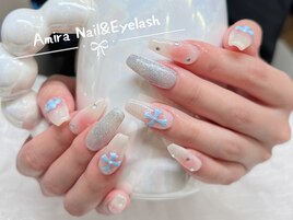 Amiraのシンプルデザイン