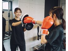 アゼスポ ボディメイク 池袋(AZESPO)の雰囲気（姿勢や目的に合わせたトレーニングお任せください！）