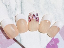 フレンチネイル