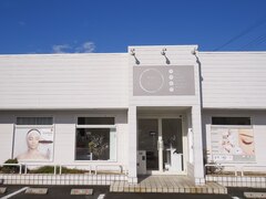 Total Beauty Salon moe【モエ】