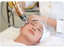 ナノスキンマイクロニードルでリジュラン導入♪ハリツヤ効果抜群