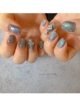 リアンスネイル ヴィヴィッド 岡山店(LianS nail ViViD)/マグネット＋パーツ