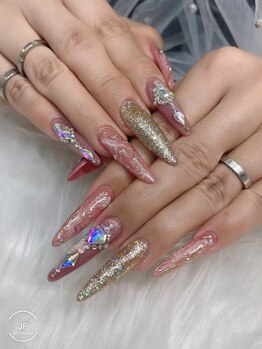 ジェイエフ(JF)/