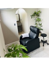 ミア(Mia)/まつげパーマ/マツエク/LED