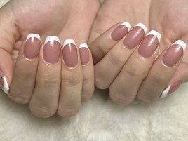 【フレンチネイル】