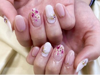 フローレスネイル 新宿西口店(FlawlessNail)の写真/400種類ほどの豊富なデザインをご用意！毎回オフ無料で通いやすい☆定額アートコース¥6800/¥7100/¥7500