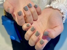 サンジュウヨン(34)/グレーネイル　パラジェル