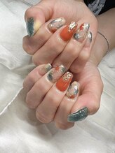 ルーン(RUNE)/オレンジと緑で