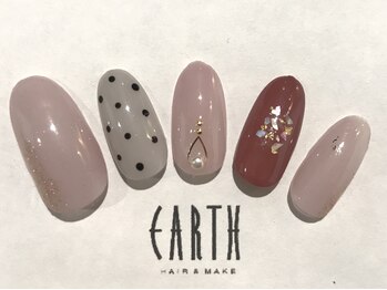 アース コアフュールボーテ 新潟中野山店 (EARTH Coiffure beaute')/透け感！ドットネイル　￥5000