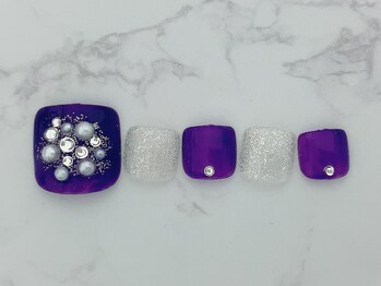 ブラックジュエリー(Black jewelry)/ストーン埋め尽くしフットネイル