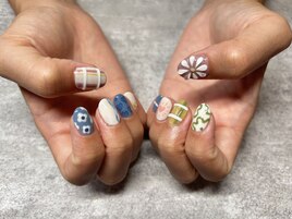 個性派！落書きネイル