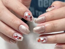 ロエミー(Loemy)/ハートホログラム埋め込みネイル