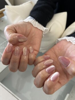 ユーネイル(you._nail)の写真/自爪の形に自信ない方、お爪弱い方も安心！美爪育成で褒められ指先へ導くサロンです◎