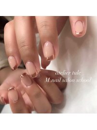 ミラーネイルフレンチ