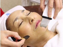 お肌の古い角質を除去◎化粧水の浸透をよくし乾燥を防ぎます