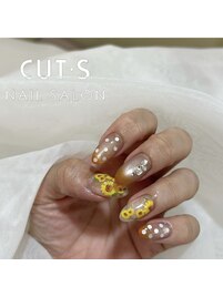 ひまわりネイル