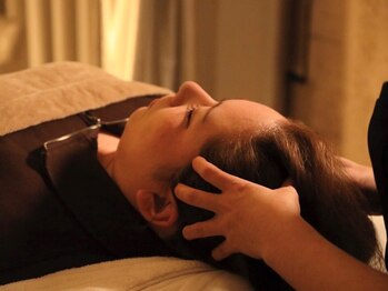 ジー(G)の写真/【疲れ/ストレスで気持ちが晴れない…そんな時は極上ヘッドスパ★】頭部の筋肉にアプローチし不調改善◎