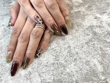 ハウリオネイル(Hau'oli nail)