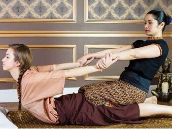 アジアンリラクゼーション ヴィラ 大橋店(asian relaxation villa)/タイ古式施術シーン