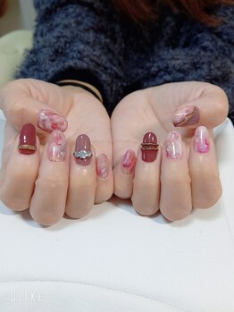 アマダネイル(amadanail)/ニュアンス