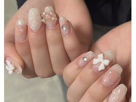 フレンチガーリーネイル