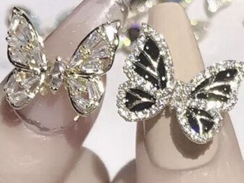 ハニーネイル 新宿店(Honey NAIL)/韓国ネイル / バタフライパーツ