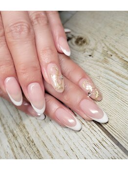 ネイルアンドリラクゼーション マーブル(MARBLE)/フレンチ¥5500