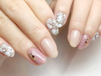 ミーナネイル(miinanail)/奥行きシアーフラワーネイル