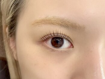 アソート(asot)/まつげパーマで瞳に光を♪