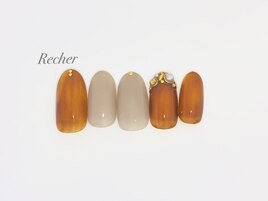 ブラウンカラーストーンフレンチ