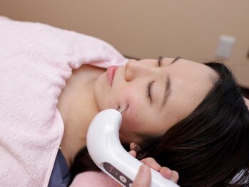 トータルボディケア 河村/耳つぼ痩身/美容鍼/鈴鹿/たるみ