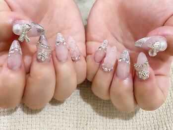 ネイビー(Naivy)/