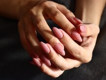エムアンドコー ネイル(M&Co. nail)