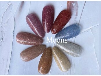 ムーンズ(Moon's)/