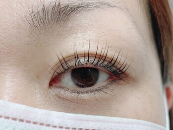 コム 草加マルイ店(com by neolive)/ビューラーいらずパリジェンヌ！