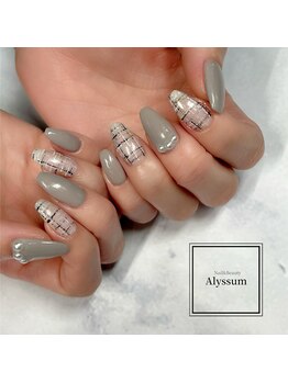 アリッサム(Alyssum)/チェックネイル