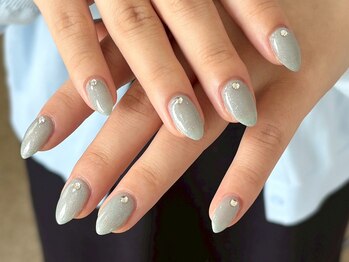 ネイルメゾン 天神店(NAIL MAISON)の写真/【オフィスコース￥5000】シンプル系のオフィスネイルがお得に楽しめる♪お爪の短い方にも◎