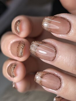 アクシア(Axia)/シースルー囲みフレンチ