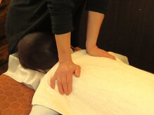 バハティ/全身もむほぐして首肩こりをケア