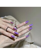 ピンキーネイル(Pinky Nail)/オーロラネイル