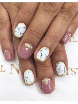 クリスタルネイル ボンベルタ橘店(CRYSTAL NAIL)/大理石ネイル
